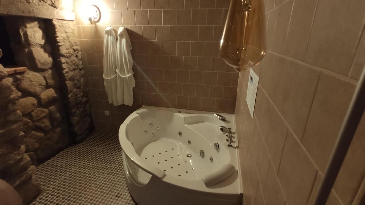 Apartamentos Rurales La Casa De Luis Santa Cruz de la Sierra 外观 照片