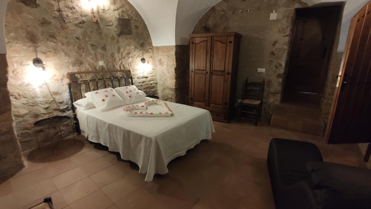 Apartamentos Rurales La Casa De Luis Santa Cruz de la Sierra 外观 照片