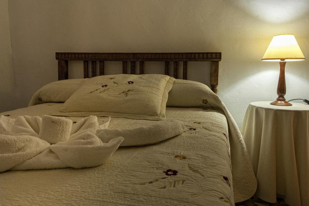 Apartamentos Rurales La Casa De Luis Santa Cruz de la Sierra 外观 照片